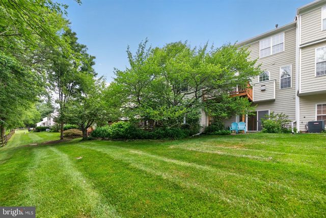 32 CHARTER OAK CT, Doylestown, PA 18901