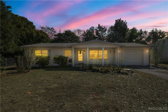 99 S Jeffery Street, Beverly Hills, FL 34465