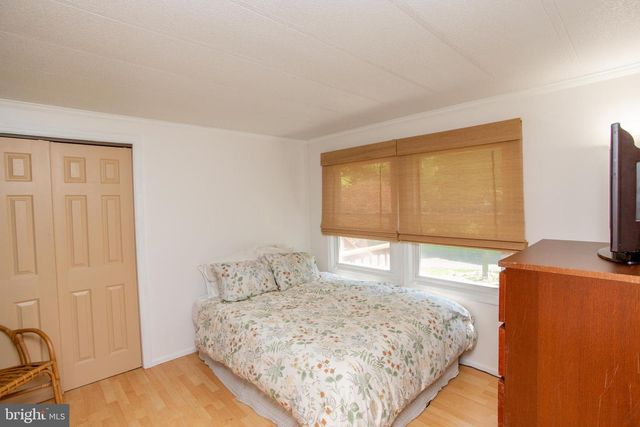 305 TOWER RD, Sellersville, PA 18960