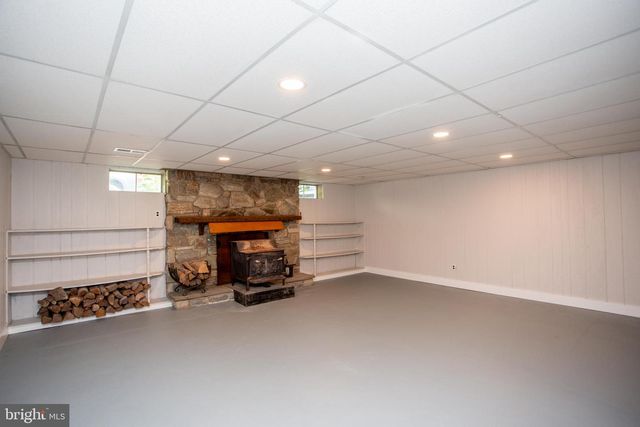 305 TOWER RD, Sellersville, PA 18960