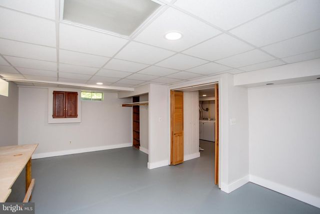 305 TOWER RD, Sellersville, PA 18960