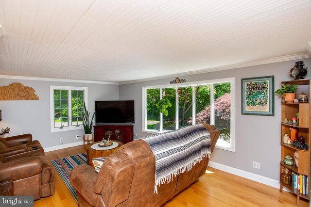 305 TOWER RD, Sellersville, PA 18960