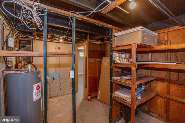 305 TOWER RD, Sellersville, PA 18960