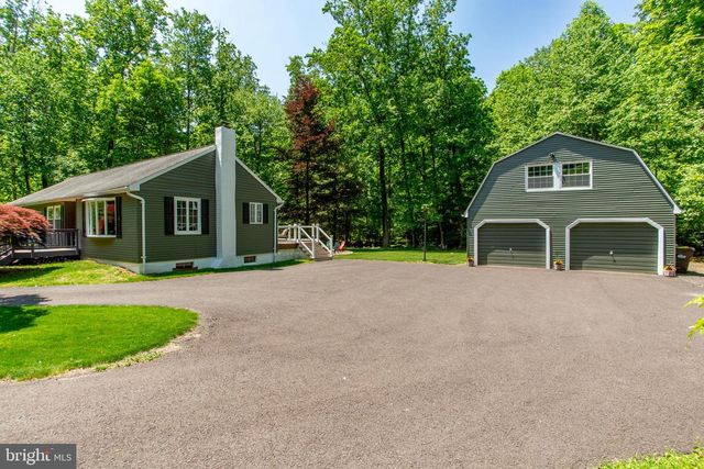 305 TOWER RD, Sellersville, PA 18960
