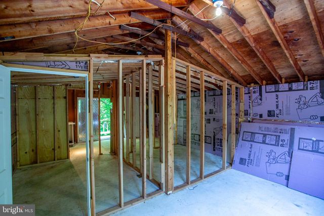 305 TOWER RD, Sellersville, PA 18960
