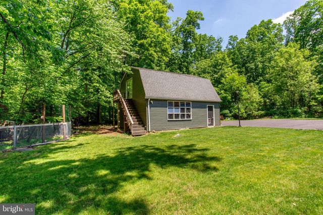 305 TOWER RD, Sellersville, PA 18960