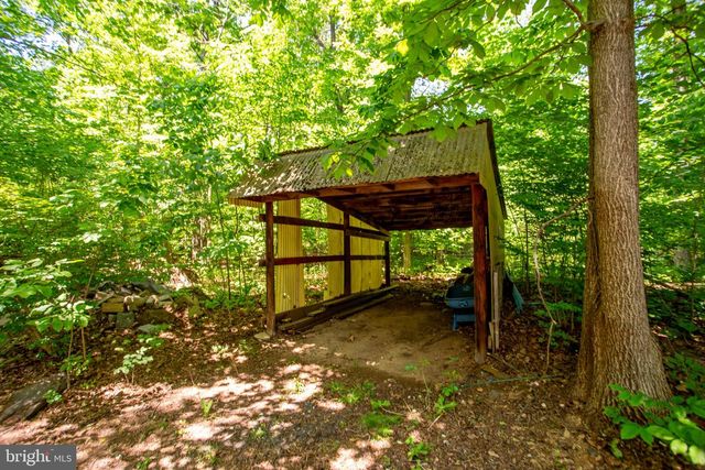 305 TOWER RD, Sellersville, PA 18960