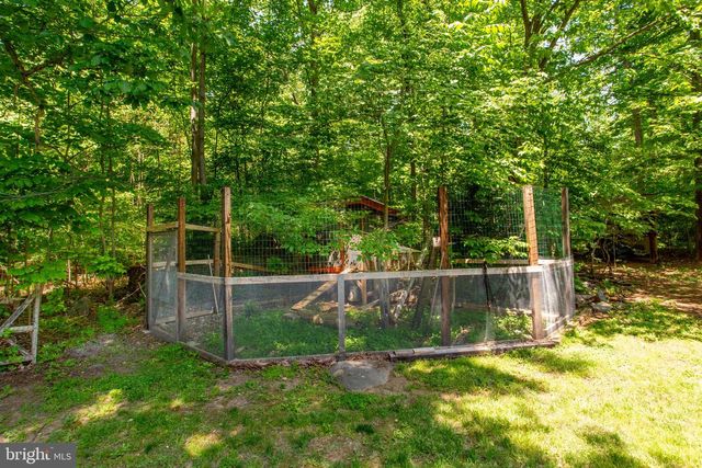 305 TOWER RD, Sellersville, PA 18960