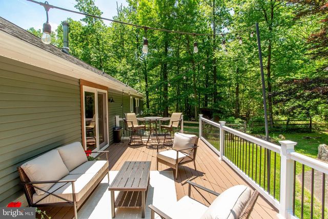 305 TOWER RD, Sellersville, PA 18960