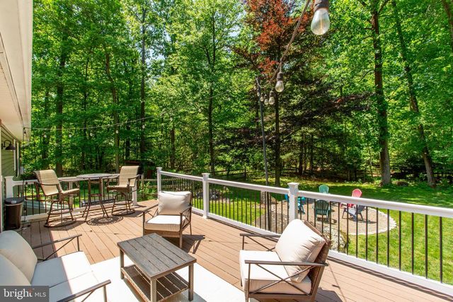 305 TOWER RD, Sellersville, PA 18960
