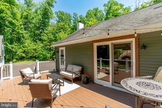 305 TOWER RD, Sellersville, PA 18960