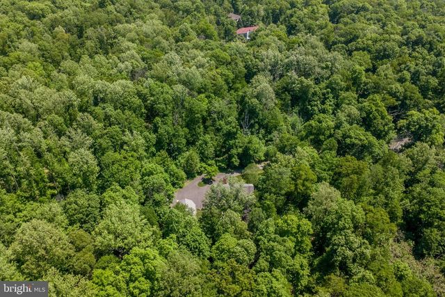 305 TOWER RD, Sellersville, PA 18960