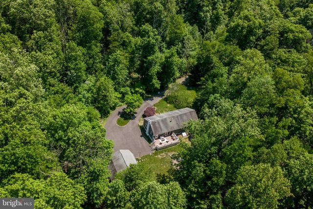 305 TOWER RD, Sellersville, PA 18960