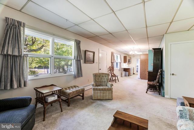 8112 MARTHA WASHINGTON ST, Alexandria, VA 22309
