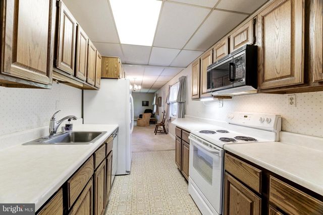 8112 MARTHA WASHINGTON ST, Alexandria, VA 22309