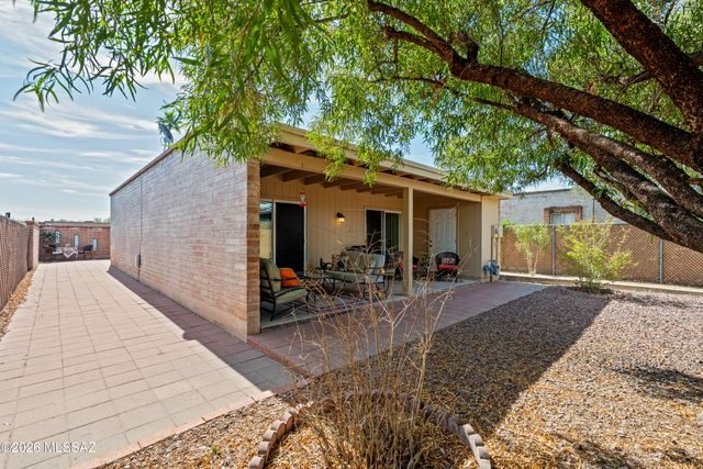 4267 N Limberlost Circle, Tucson, AZ 85705
