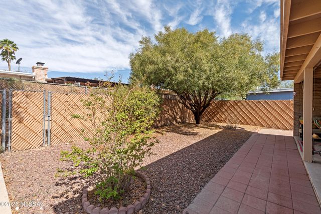 4267 N Limberlost Circle, Tucson, AZ 85705