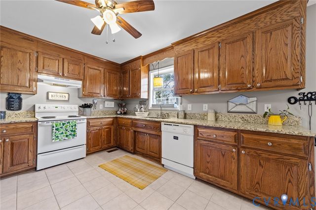 18730 Hawkins Church Rd, Dinwiddie, VA 23841