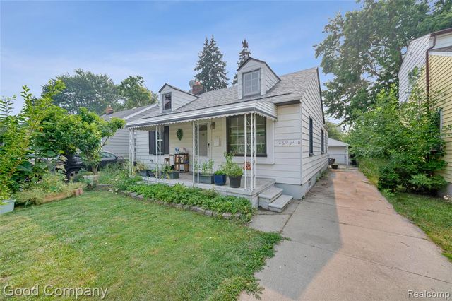 26091 Alger Boulevard, Madison Heights, MI 48071
