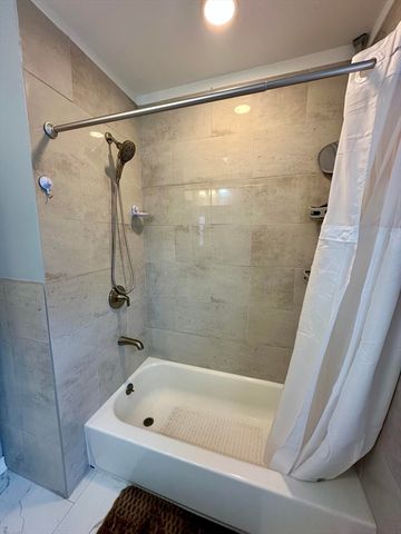 240 Russellville Rd, Westfield, MA 01085