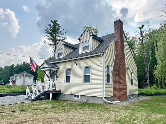 240 Russellville Rd, Westfield, MA 01085