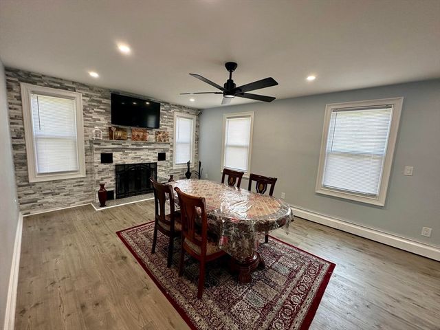 240 Russellville Rd, Westfield, MA 01085