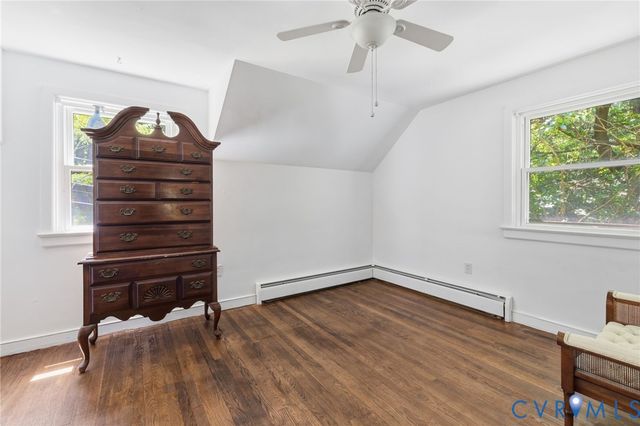 7901 Lake Shore Ct, North Chesterfield, VA 23235
