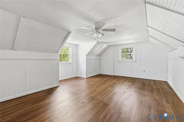 7901 Lake Shore Ct, North Chesterfield, VA 23235