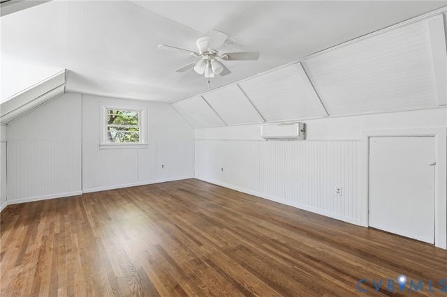 7901 Lake Shore Ct, North Chesterfield, VA 23235