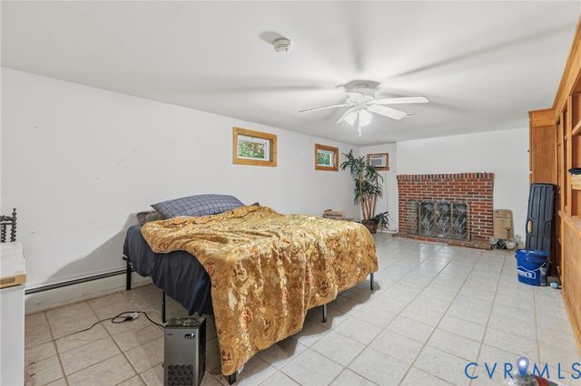 7901 Lake Shore Ct, North Chesterfield, VA 23235