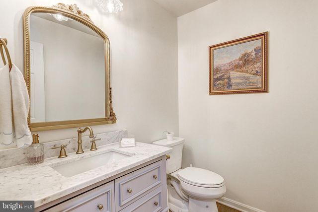 64 RIVER OAKS CIR, Baltimore, MD 21208