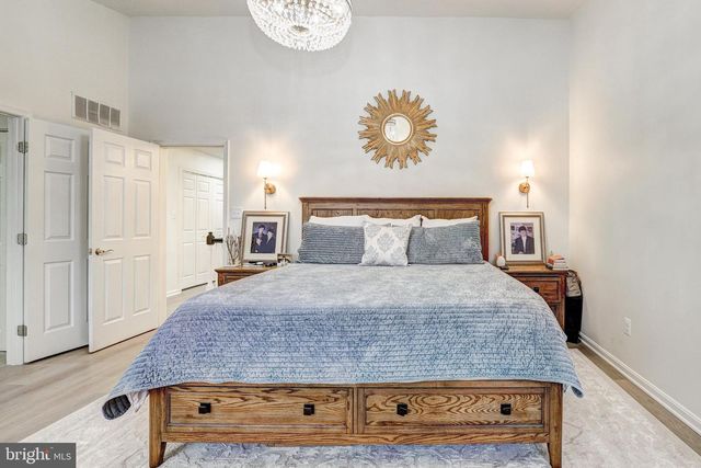 64 RIVER OAKS CIR, Baltimore, MD 21208