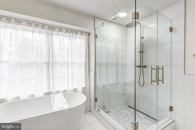 64 RIVER OAKS CIR, Baltimore, MD 21208