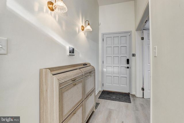 64 RIVER OAKS CIR, Baltimore, MD 21208