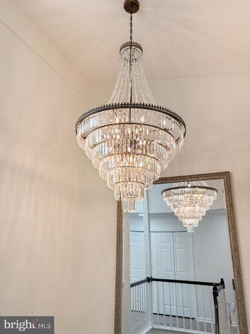 64 RIVER OAKS CIR, Baltimore, MD 21208