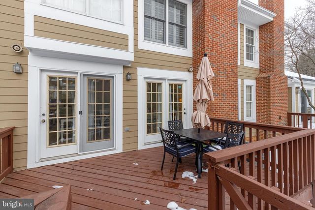 64 RIVER OAKS CIR, Baltimore, MD 21208