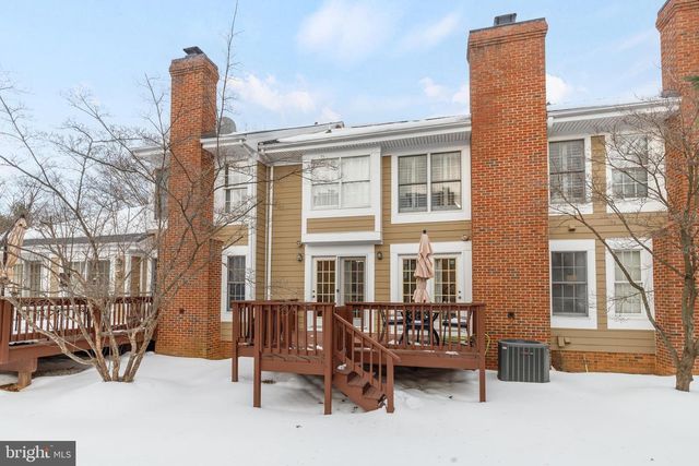 64 RIVER OAKS CIR, Baltimore, MD 21208