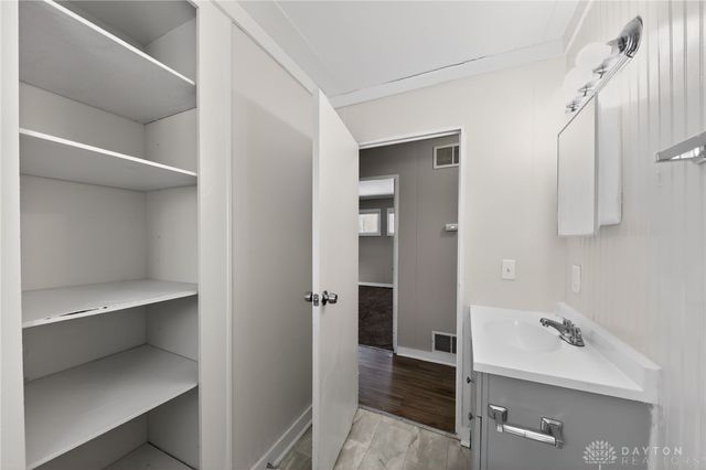 3810 Ark Avenue, Dayton, OH 45416