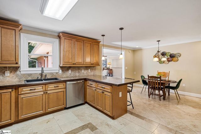 512 E Fredericks Street, Anderson, SC 29621