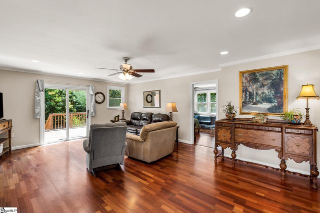 512 E Fredericks Street, Anderson, SC 29621