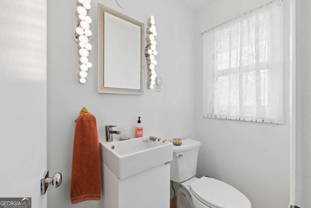 2478 Woodacres Road NE, Atlanta, GA 30345