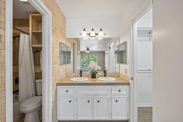 13101 Travis View LOOP, Austin, TX 78732