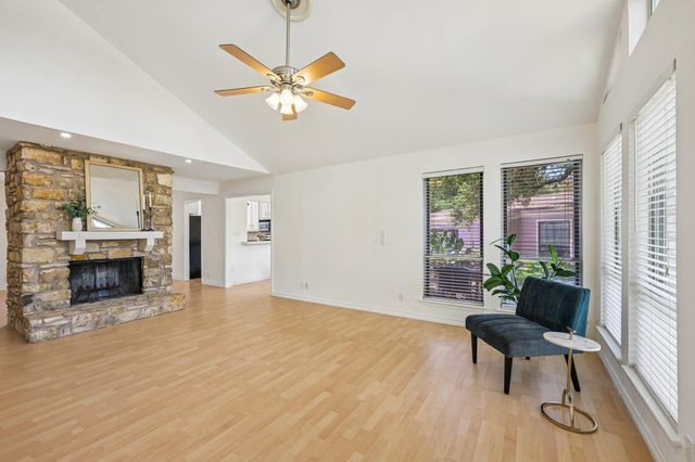 13101 Travis View LOOP, Austin, TX 78732