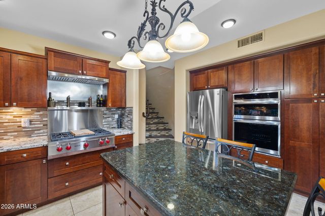 7199 E RIDGEVIEW Place 102, Carefree, AZ 85377