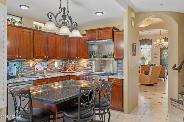 7199 E RIDGEVIEW Place 102, Carefree, AZ 85377