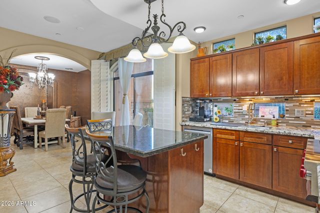 7199 E RIDGEVIEW Place 102, Carefree, AZ 85377