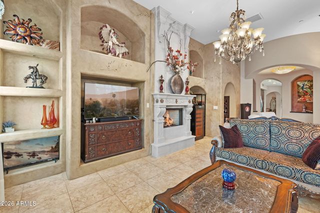 7199 E RIDGEVIEW Place 102, Carefree, AZ 85377