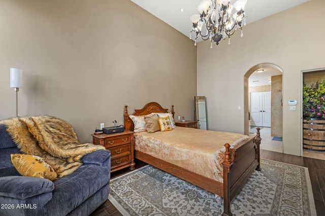 7199 E RIDGEVIEW Place 102, Carefree, AZ 85377