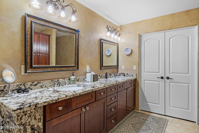 7199 E RIDGEVIEW Place 102, Carefree, AZ 85377