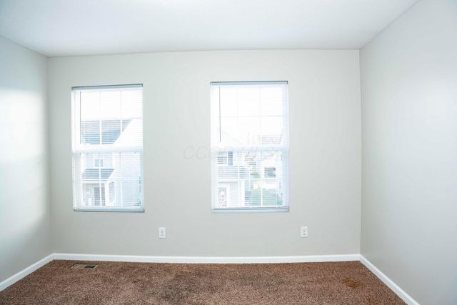 112 Purple Leaf Lane, Lewis Center, OH 43035